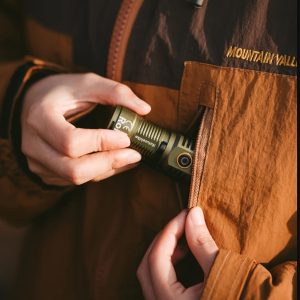 چراغ قوه نیچرهایک مدل NATUREHIKE CNK2300011 